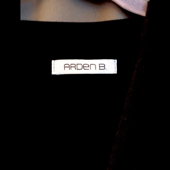 Arden B Little Black Dress With Pockets - XS - Picture 2 of 9